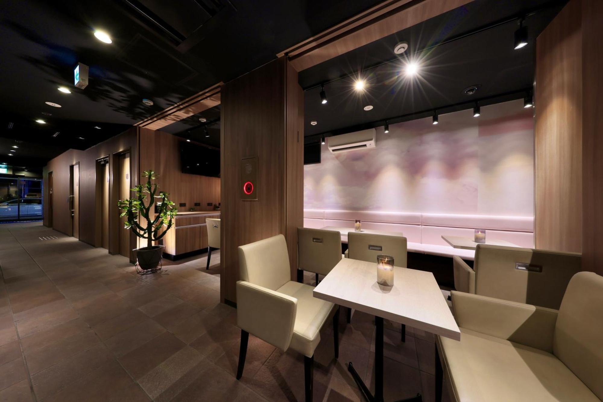 Nipponbashi Crystal Hotel Осака Екстер'єр фото